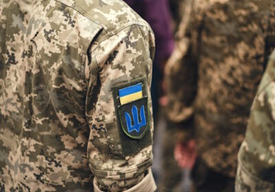Ветерани війни, сім’ї загиблих (померлих) ветеранів війни та сім’ї загиблих (померлих) Захисників та Захисниць України обслуговуються позачергово!